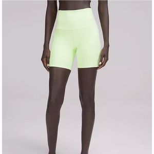 Lululemon 6inch high rise align shorts